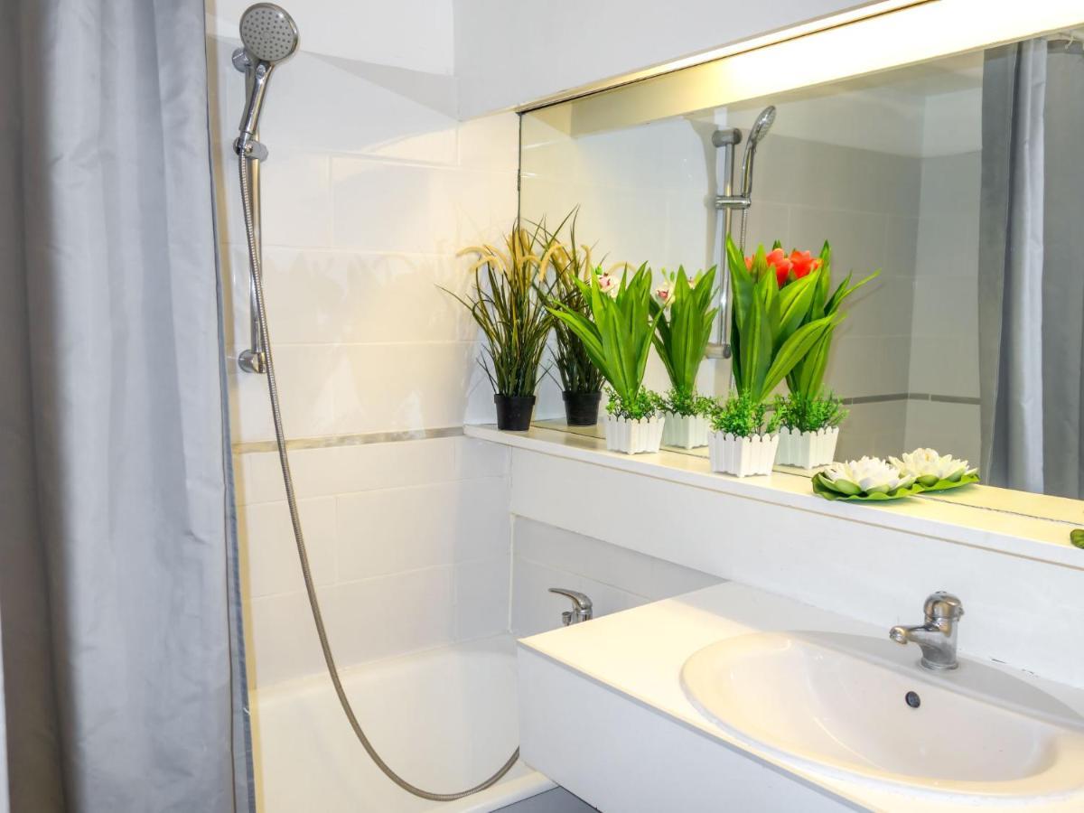 Studio Les Marinas-9 By Interhome โดวีลล์ ภายนอก รูปภาพ
